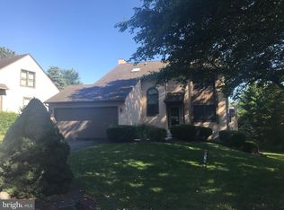 5 Edinburgh Ct, Newark, DE 19711