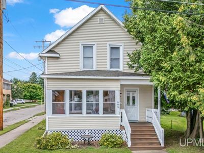 605 Vulcan St, Iron Mountain, MI, 49801