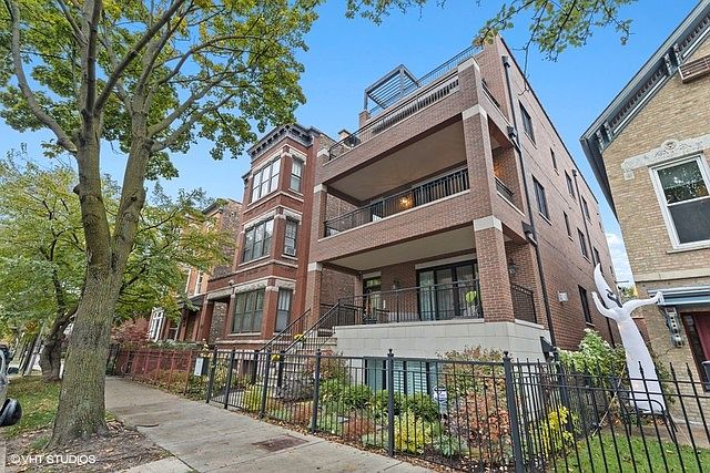 1st image of 850 W Wrightwood Ave #2