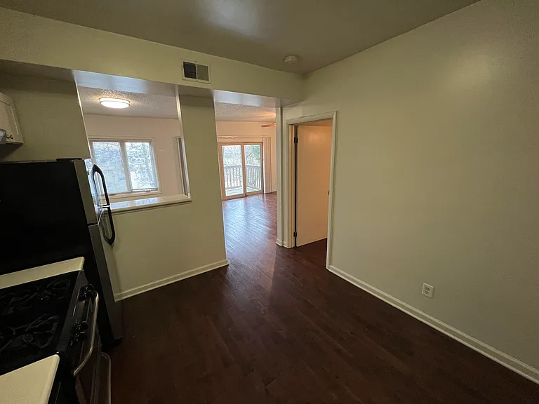 309 Sunset Ave — Photo 4