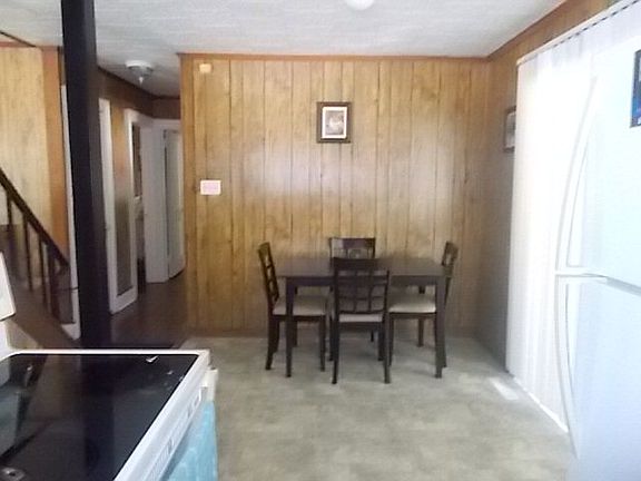 5th image of 914 Paul St