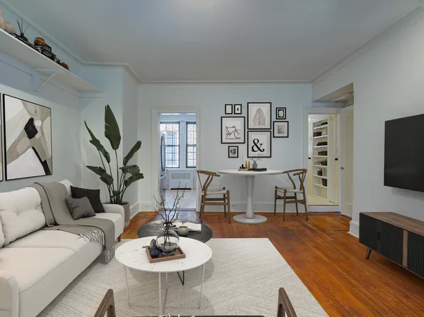 6 Burns Street image 1 of 30