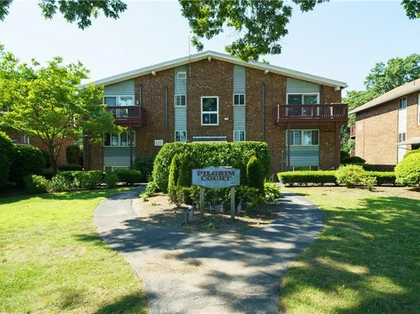 130 Pilgrim Pkwy APT 4, Warwick, RI 02888