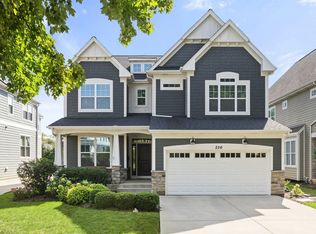 256 E Elmhurst Ave, Elmhurst, IL 60126