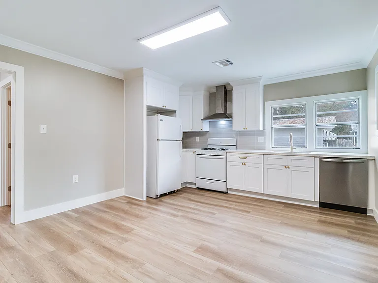 511 Ray Ave #5 — Photo 4
