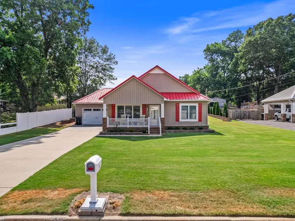 805 Cleveland Ave SW, Cullman, AL 35055