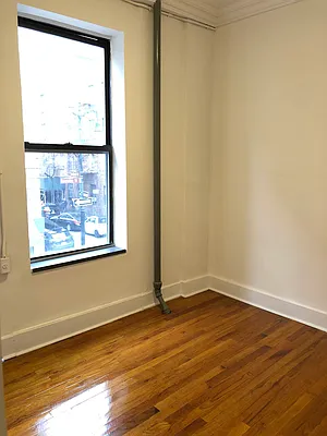 Rented by Keller Williams NYC | media 29