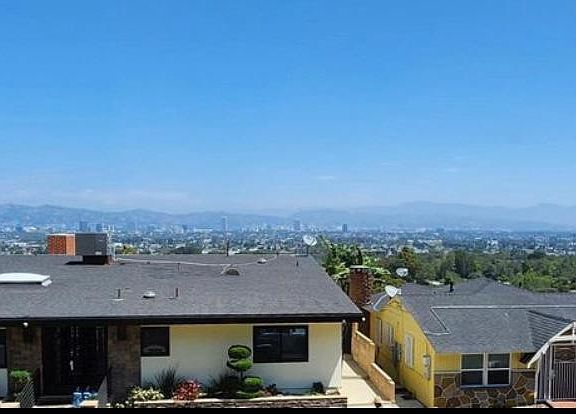 4th image of 5362 Weatherford Dr