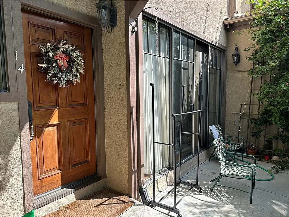 832 Magnolia Ave #14
