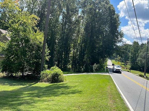 5th image of 427 Miles Patrick Rd