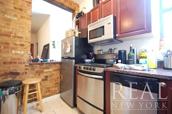 Rented by REAL New York | media 19