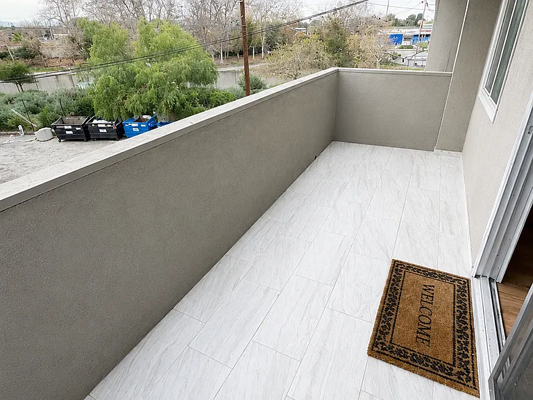 13238 Vanowen St #8 — Photo 8