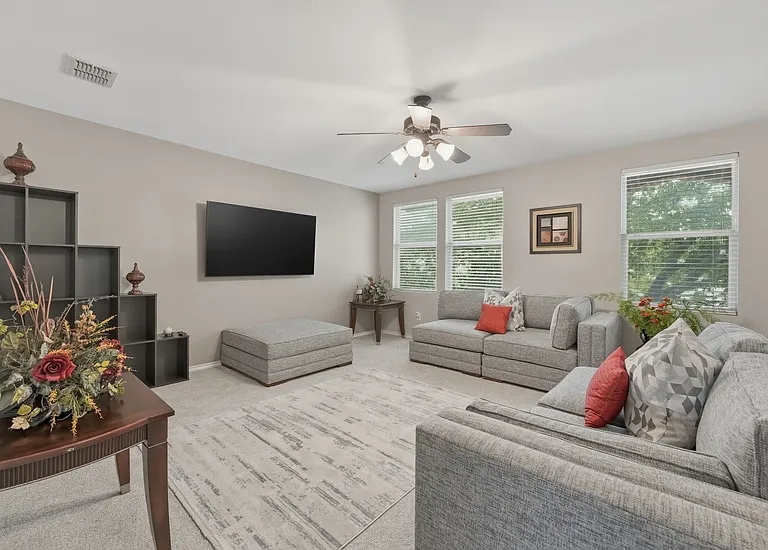 9601 Euclid Dr — Photo 33
