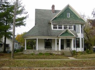 608 Ingalls Ave, Petoskey, MI 49770