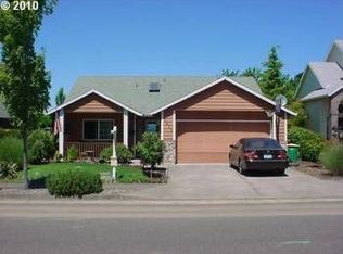 1413 SW 10th St, Troutdale, OR 97060