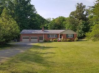 7219 Signal Hill Rd, Manassas, VA 20111