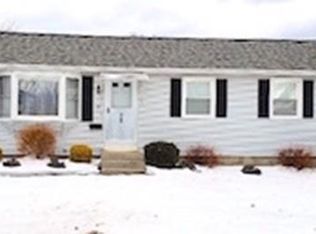 38 Thomas St, Chicopee, MA 01013