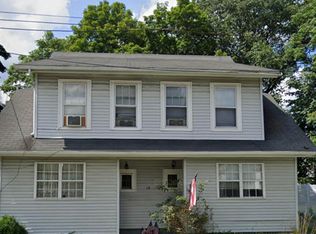 19 Sunnyside Ave, Middletown, NY 10940