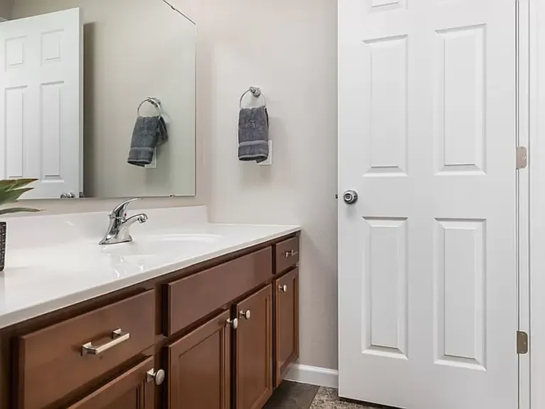 16530 Bedington Dr — Photo 15