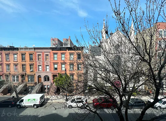 Rented by Bohemia Realty Group | media 17