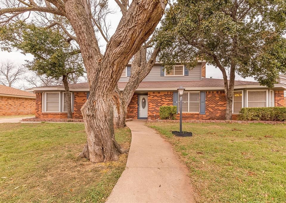 1st image of 1418 Roanoak Dr