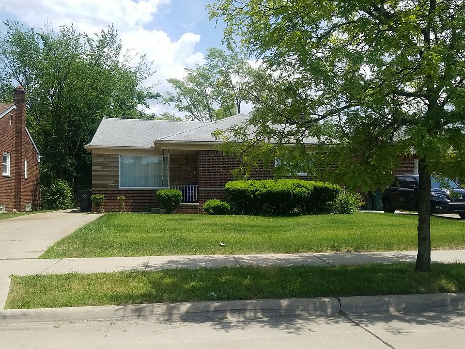 1st image of 22120 Sussex Ave