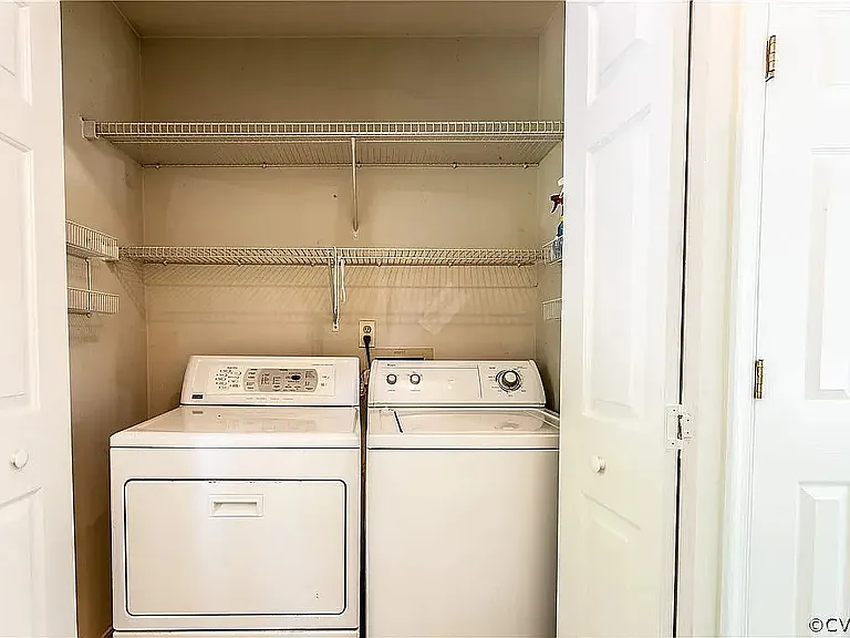 8908 Castle Point Dr — Photo 13