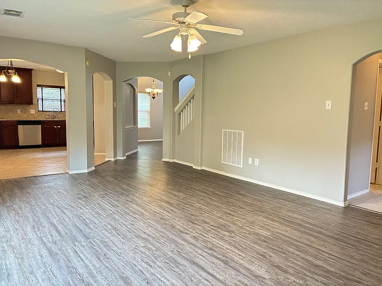 12402 Ravens Chase Ln — Photo 10