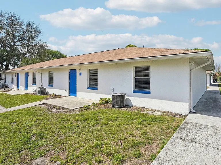1-web-or-mls-Harden Blvd-S2503-001