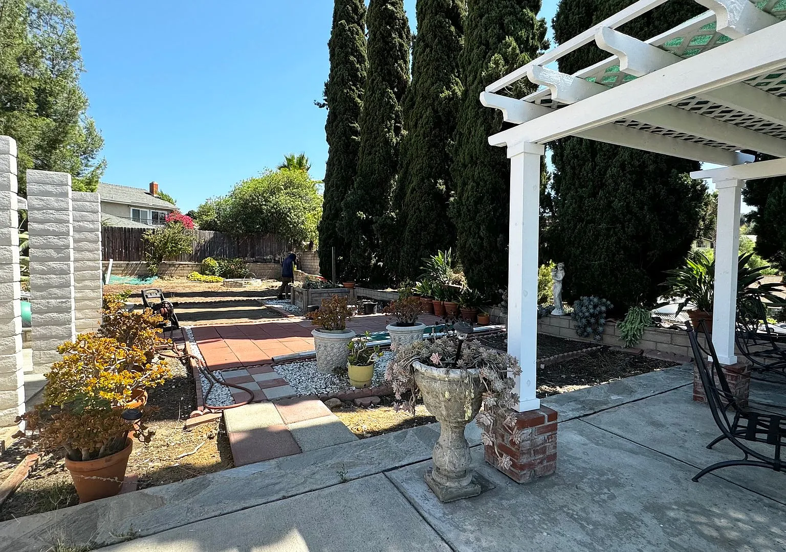 Spacious Home Overlooking Diamond Bar Hills — Photo 3