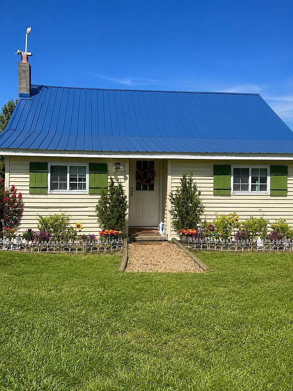 1926 McGhee Rd - Property Image