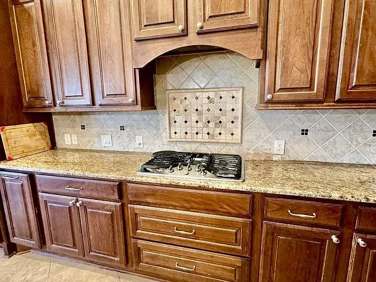 18614 Town Bluff Dr — Photo 17