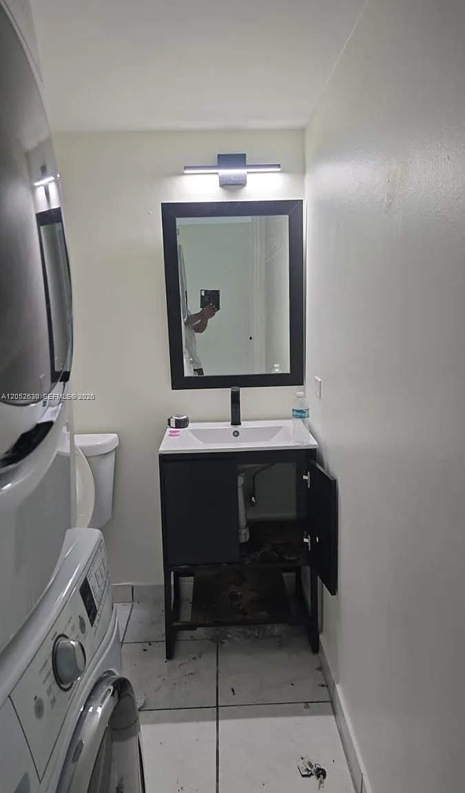 Laguna Club East Condo — Photo 4