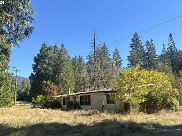 16207 S Myrtle Rd, Myrtle Creek, OR 97457