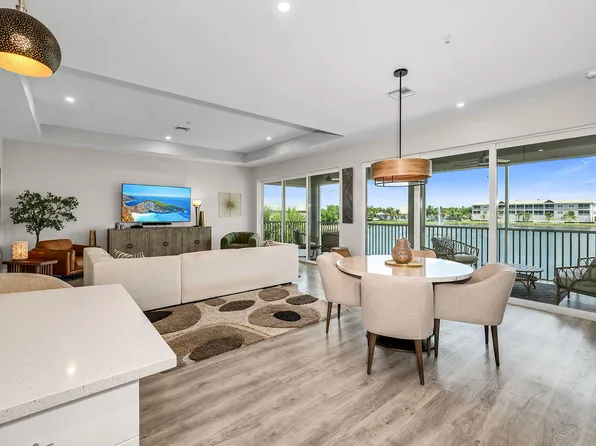 233 Indies Dr E #201, Naples, FL 34114
