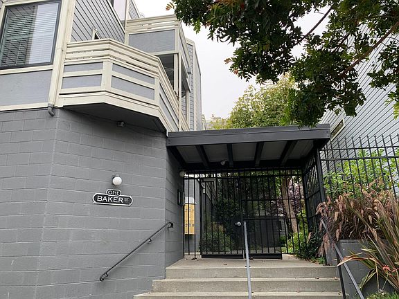 2nd image of 1 Baker St APT 2C