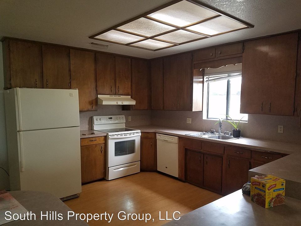 2nd image of 3829 E North 1300 Grid