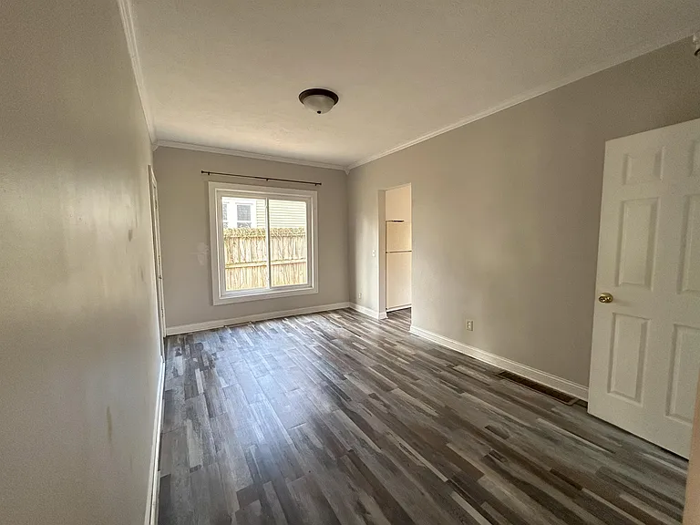 291 Laurel Dr — Photo 13