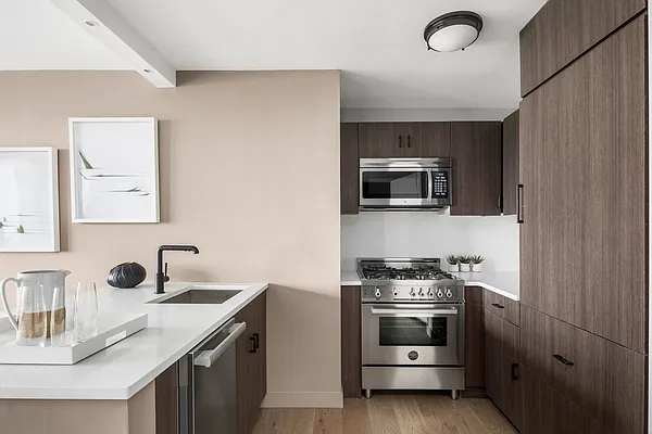 Sold by Compass | media 5