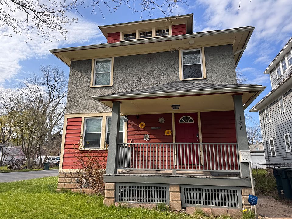 1st image of 120 Pioneer St