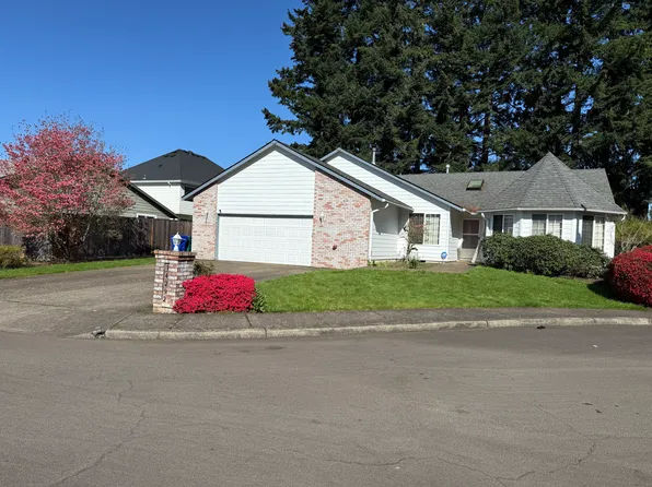 14292 SE Sieben Park Way, Clackamas, OR 97015