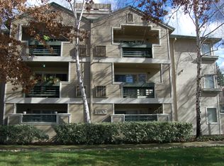 2530 Oak Rd APT 300, Walnut Creek, CA 94597