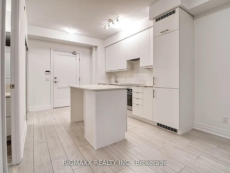 30 Elm Dr W #1503 — Photo 7