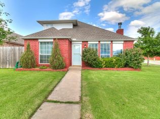 1501 SW 23rd St, Moore, OK 73170