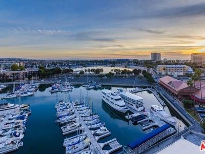 4267 Marina City Dr UNIT 700, Marina Del Rey, CA, 90292