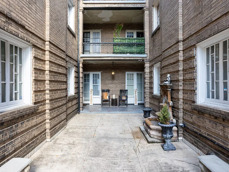 Katherine Court Apartments