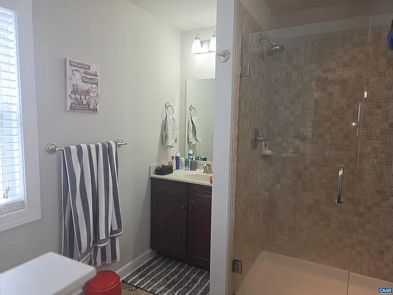 2441 Winthrop Dr — Photo 19