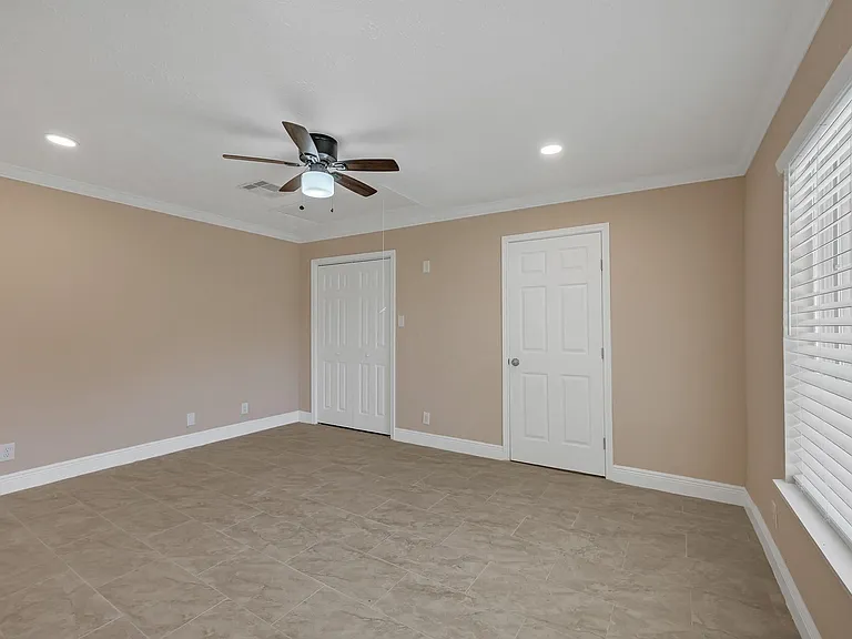 2910 Norwich St — Photo 21