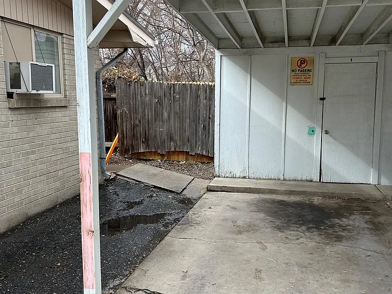 201 E Baird Ave #D — Photo 15
