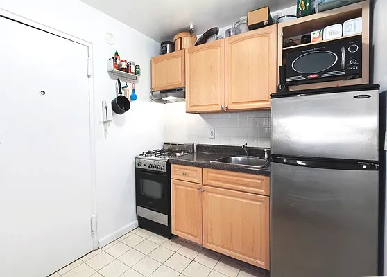 Rented by Citi Habitats | media 4